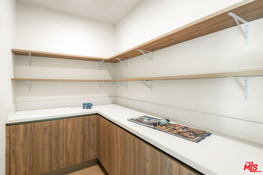 3657 Regal Pl Unit: 3659