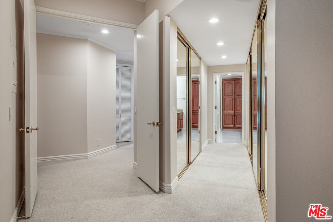 11808 Dorothy St Unit: 206