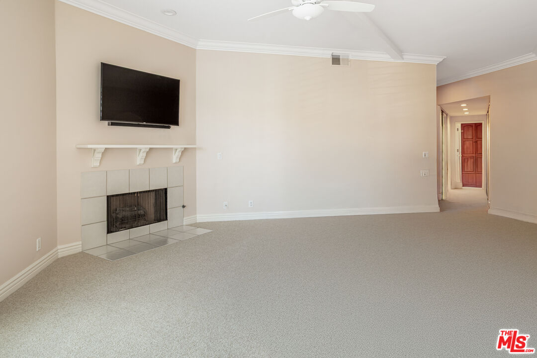 11808 Dorothy St Unit: 206