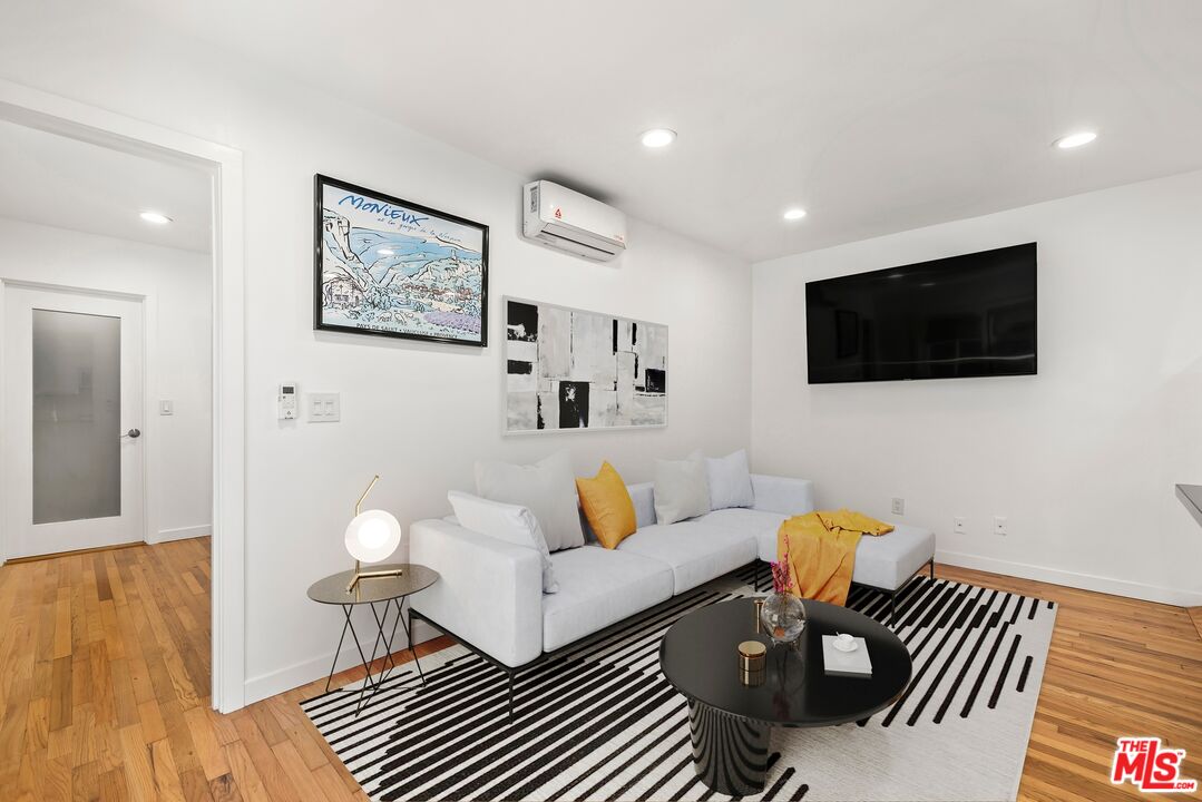 927 Euclid St Unit: A