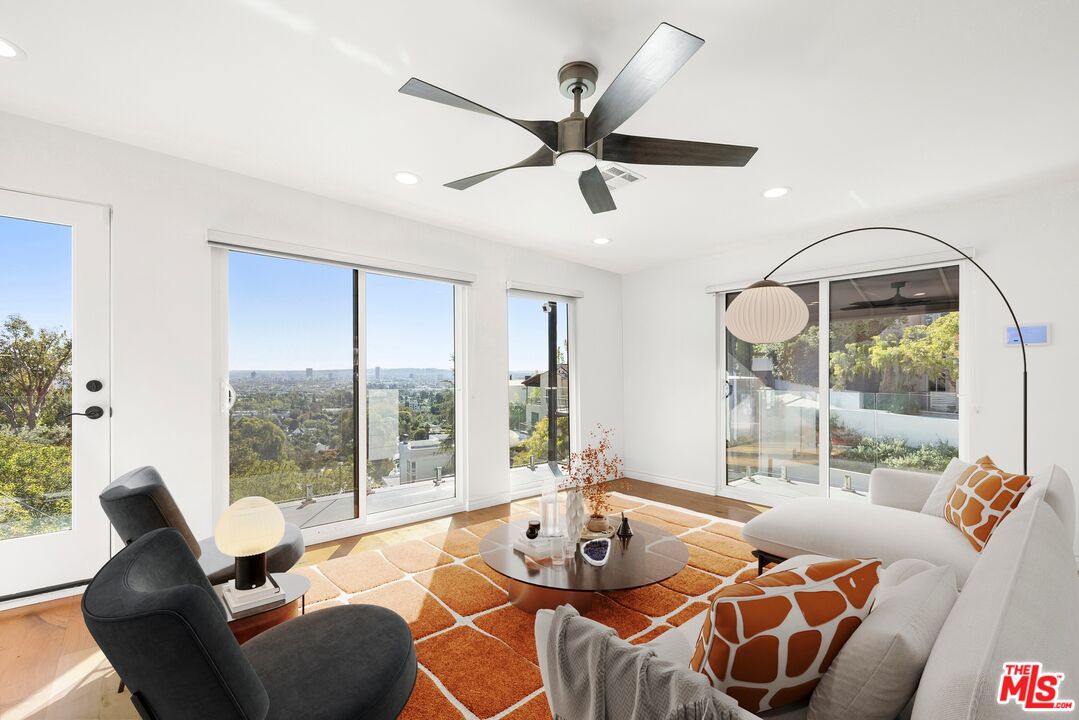 1788 N Orange Grove Ave