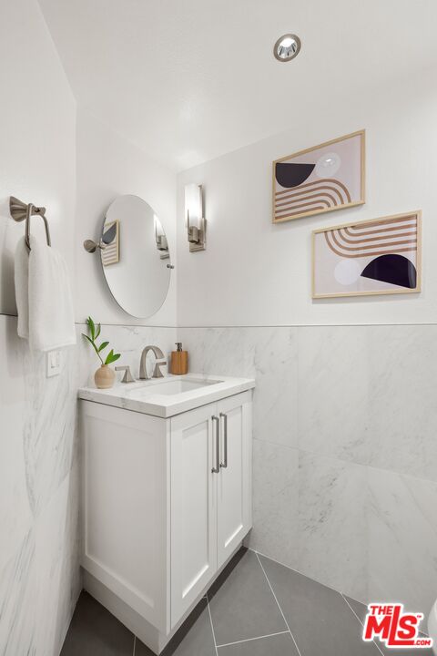 1630 S Bentley Ave Unit: 202