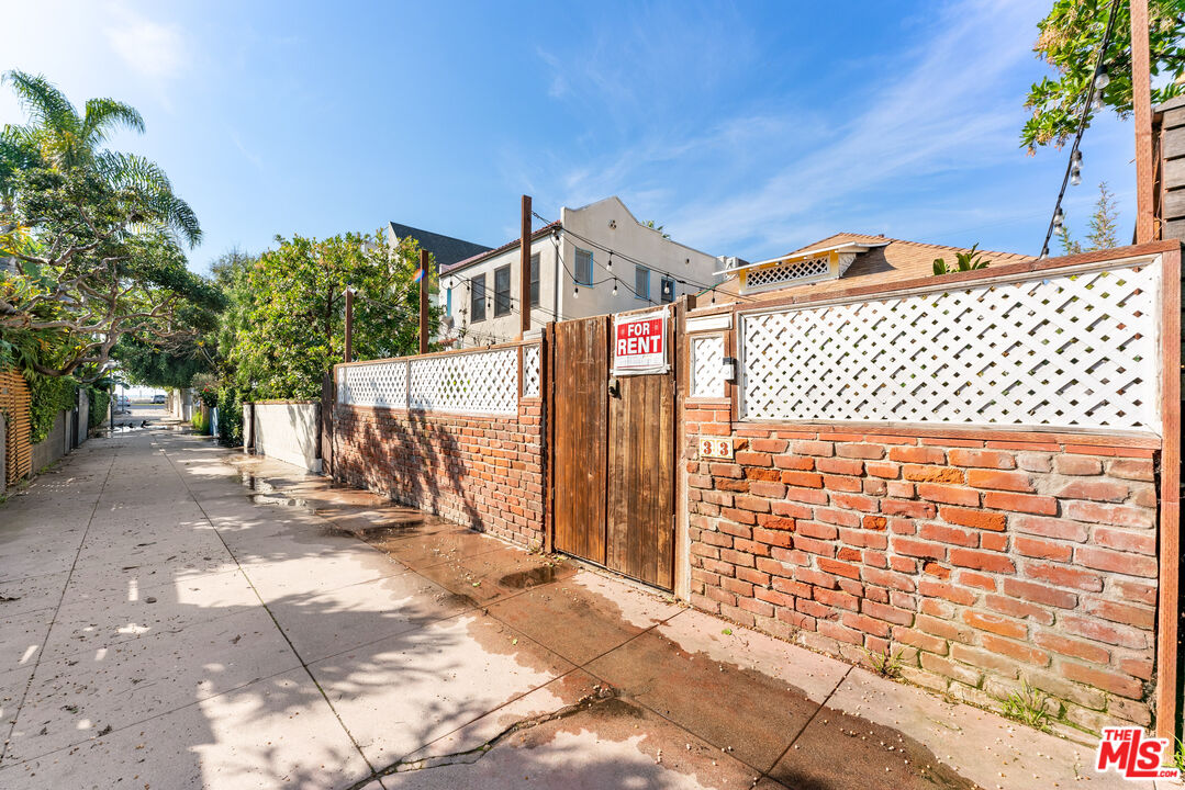 33 Wavecrest Ave Unit: 1