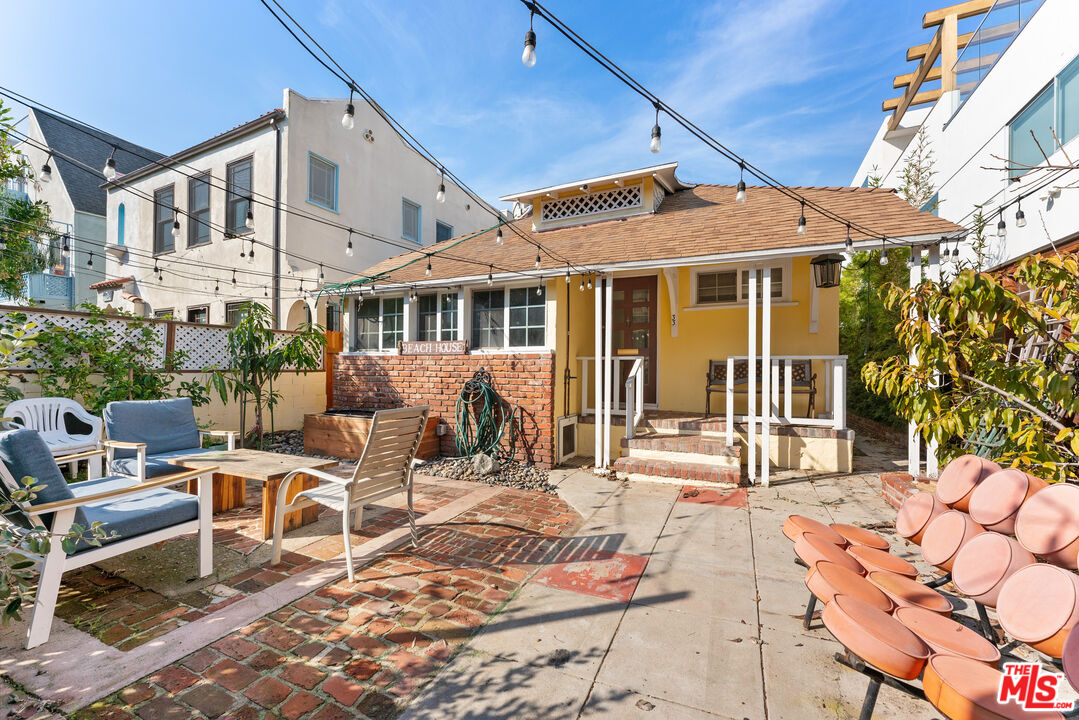 33 Wavecrest Ave Unit: 1