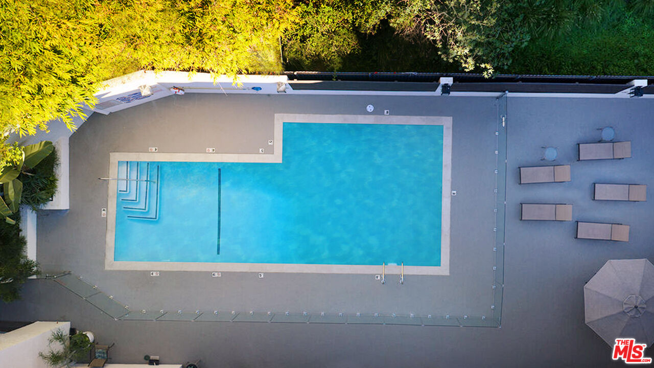 1230 Horn Ave Unit: 304