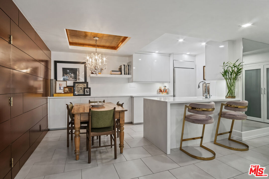 1230 Horn Ave Unit: 304