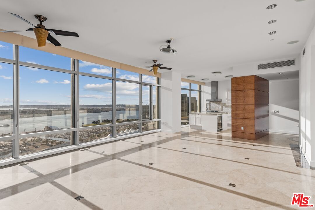 165 6th Ave Unit: 2803