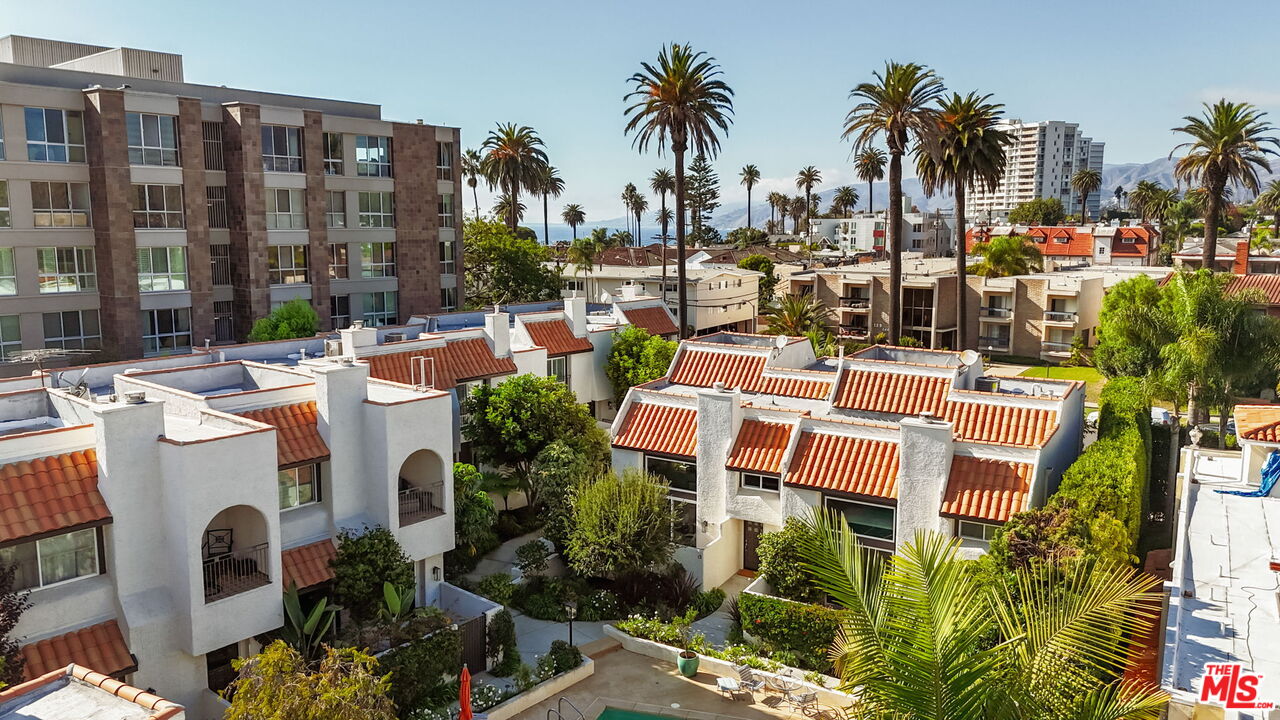 130 Marguerita Ave Unit: 13