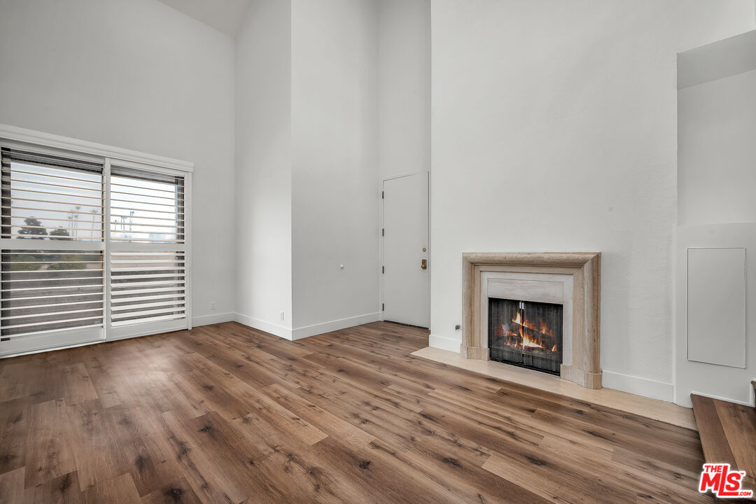 1655 Selby Ave Unit: 301