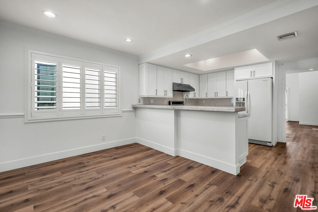 1655 Selby Ave Unit: 301