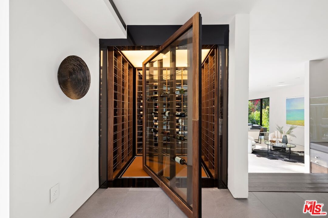 10558 Fontenelle Way