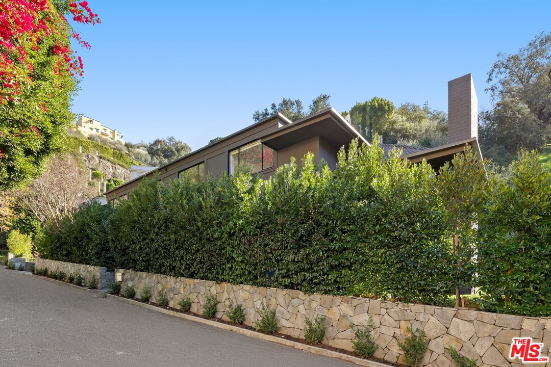 10558 Fontenelle Way