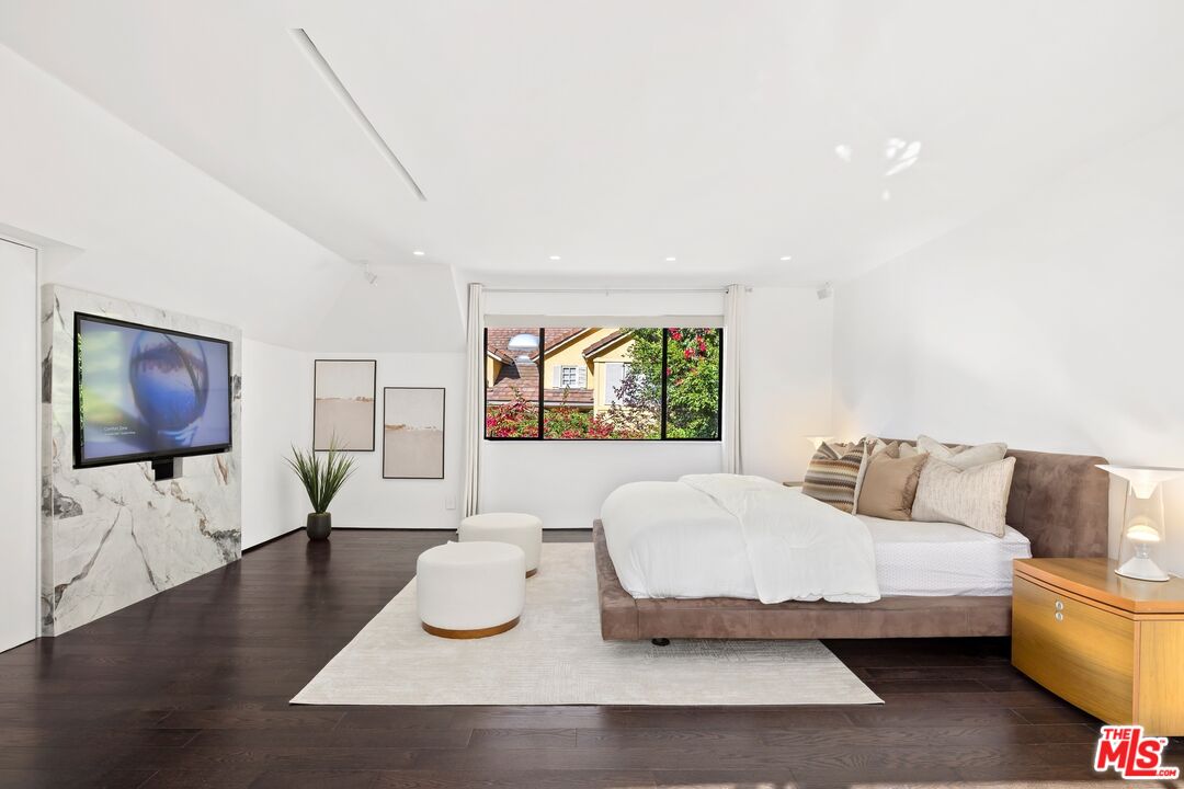 10558 Fontenelle Way