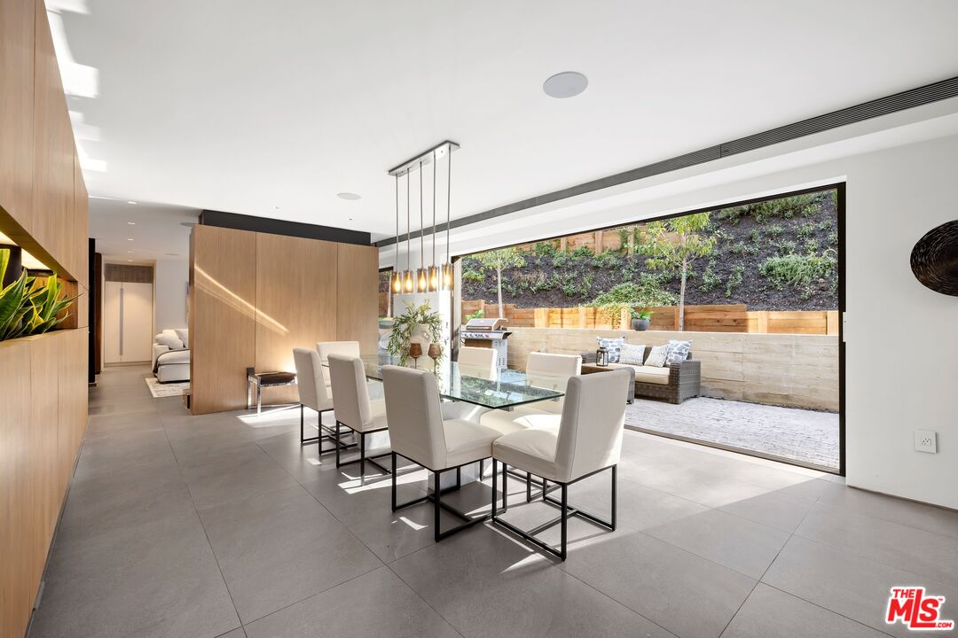 10558 Fontenelle Way