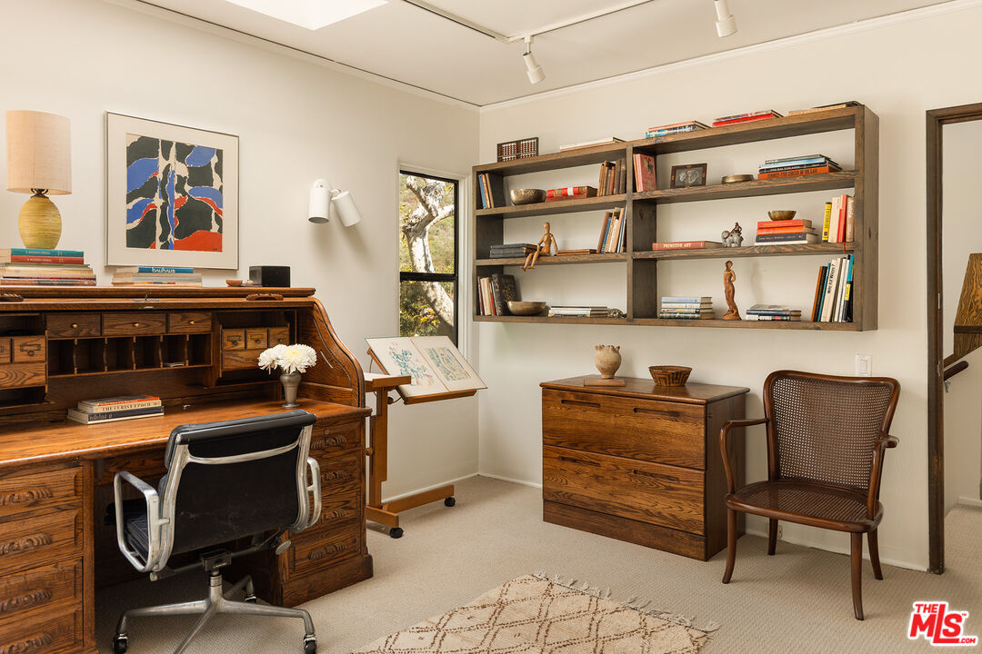 7837 Woodrow Wilson Dr