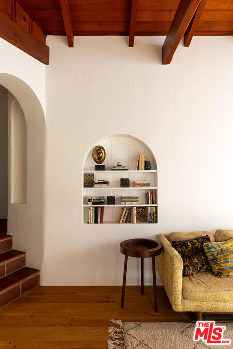 7837 Woodrow Wilson Dr