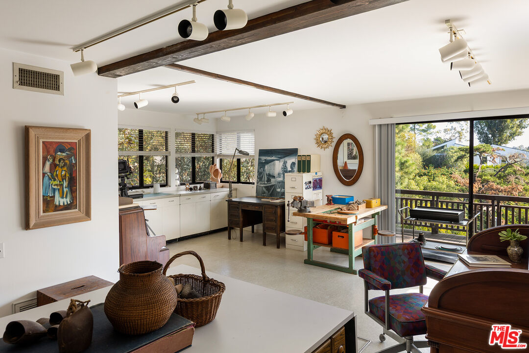 7837 Woodrow Wilson Dr