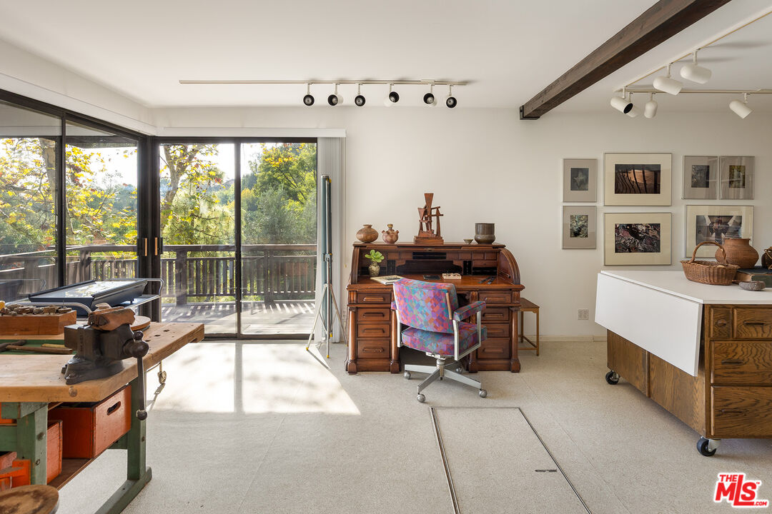 7837 Woodrow Wilson Dr