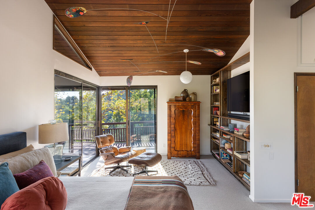 7837 Woodrow Wilson Dr