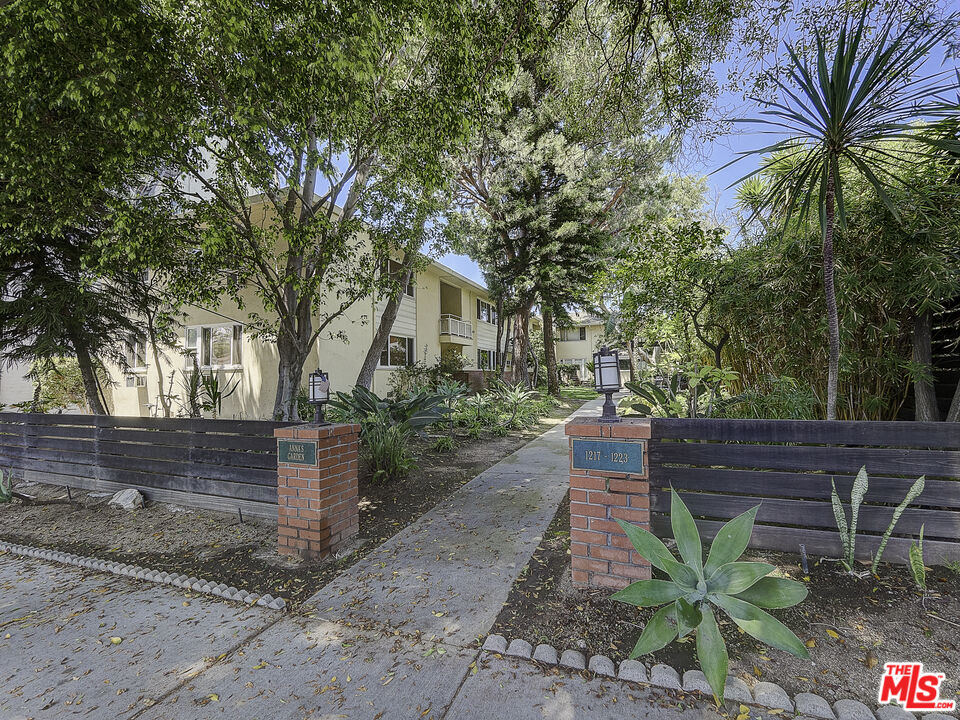 1219 N Crescent Heights Blvd Unit: C