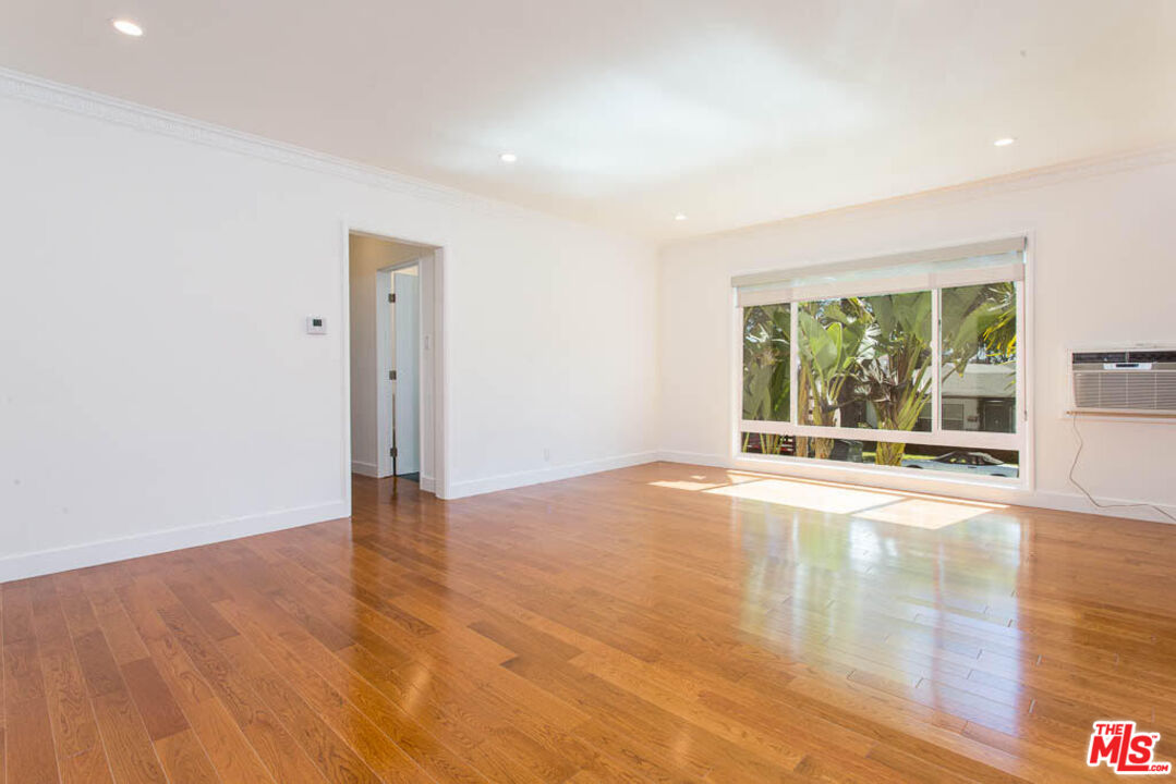 1204 N Crescent Heights Blvd Unit: 1