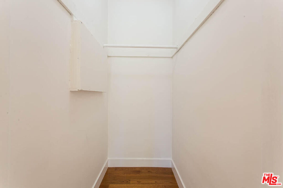 1204 N Crescent Heights Blvd Unit: 1