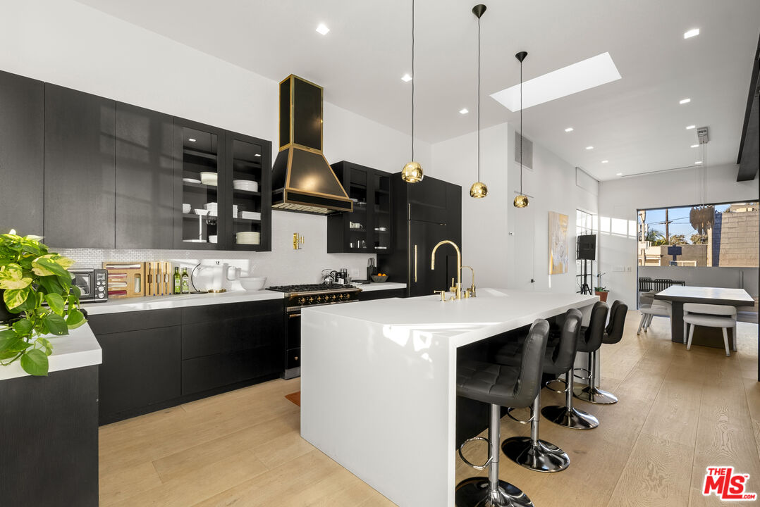 1346 Abbot Kinney Blvd