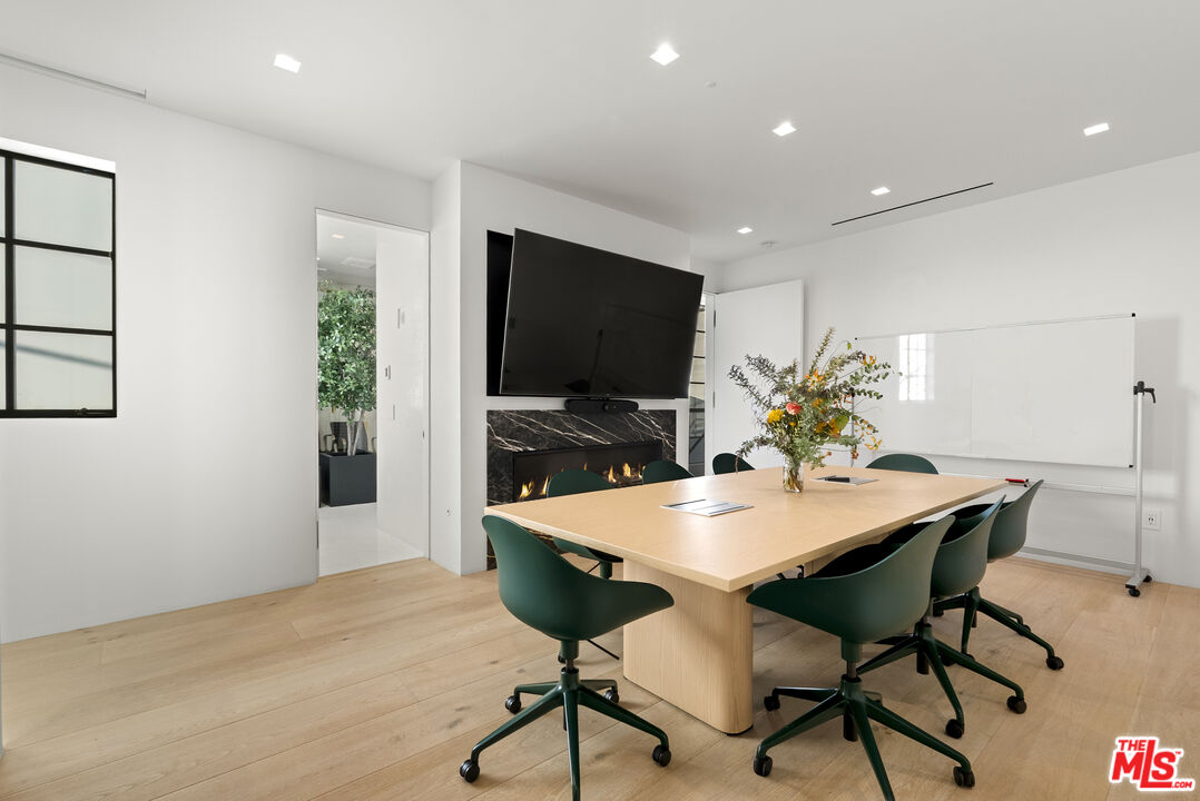 1346 Abbot Kinney Blvd