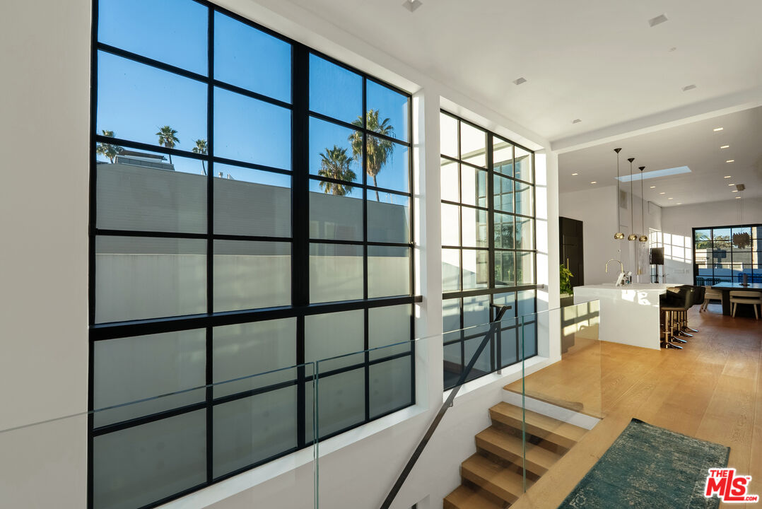 1346 Abbot Kinney Blvd