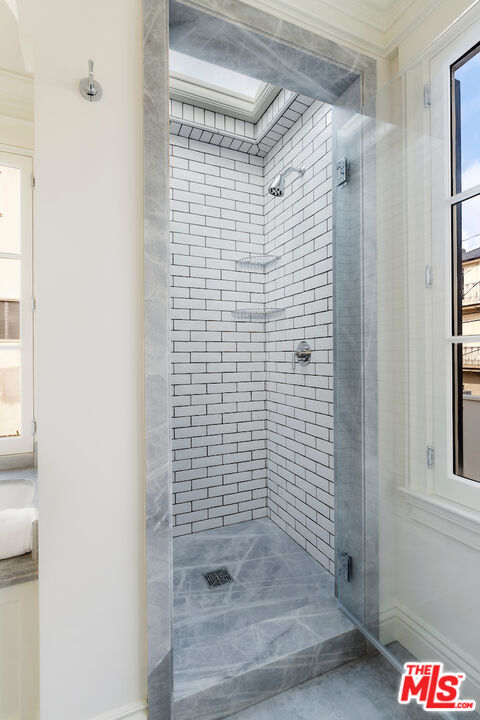 9563 Charleville Blvd