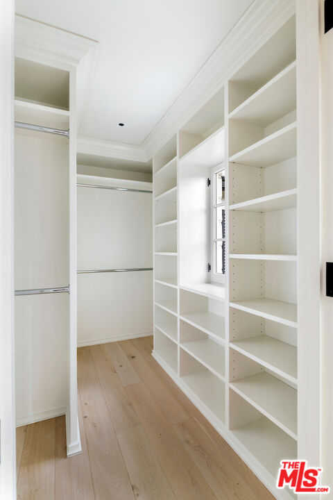 9563 Charleville Blvd