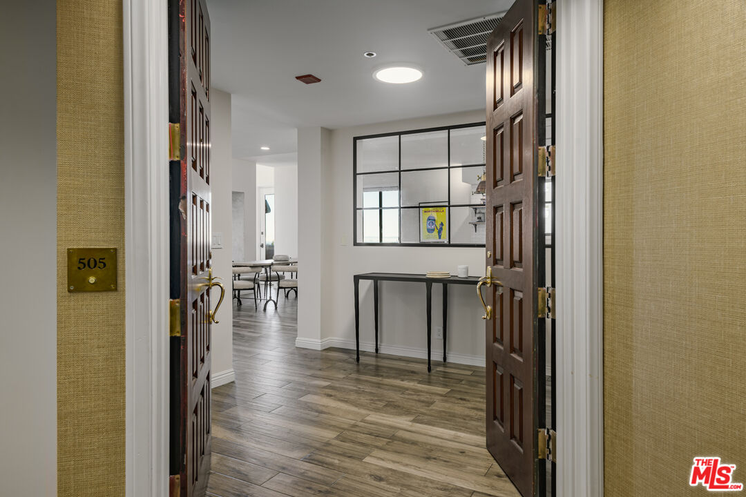 10550 Wilshire Blvd Unit: 505