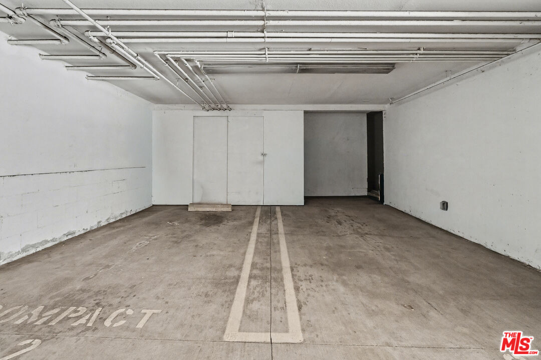 9917 Tabor St Unit: 2