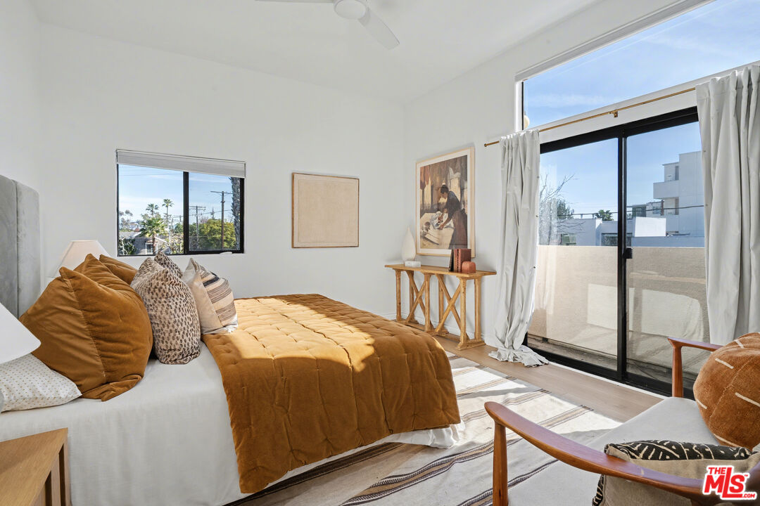 9917 Tabor St Unit: 2