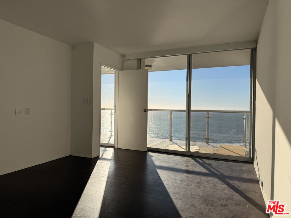 201 Ocean Ave Unit: 1707P