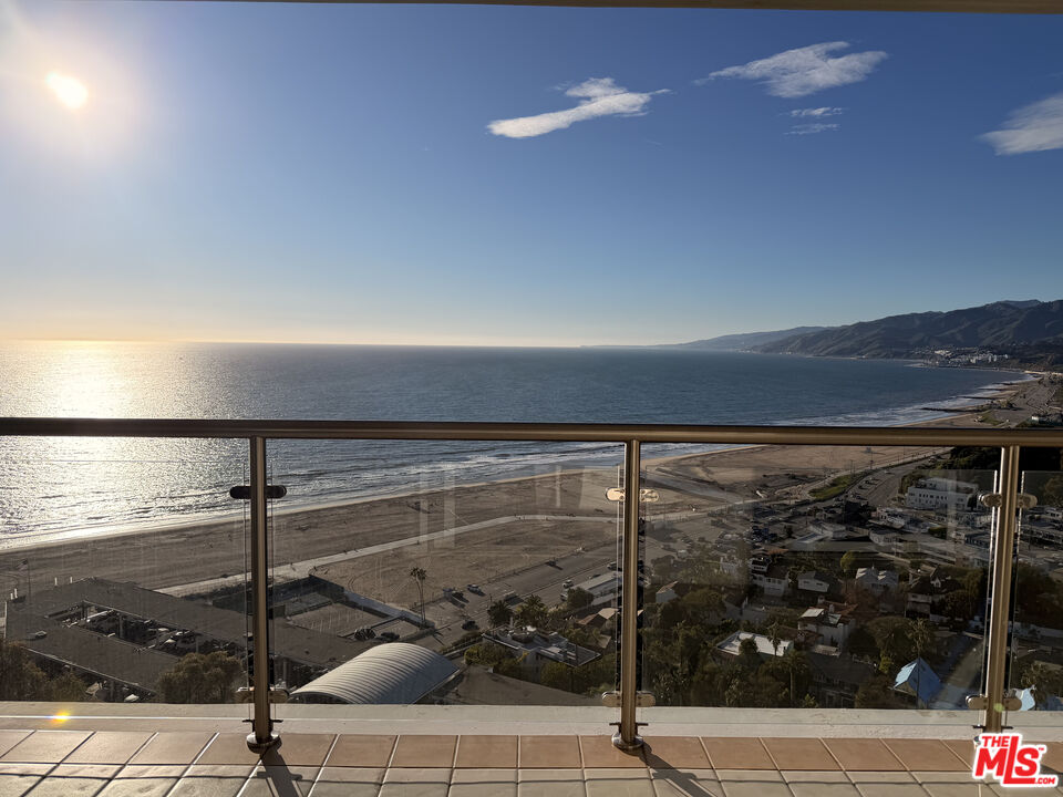 201 Ocean Ave Unit: 1707P