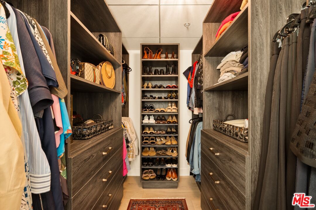 13700 Marina Pointe Dr Unit: 314