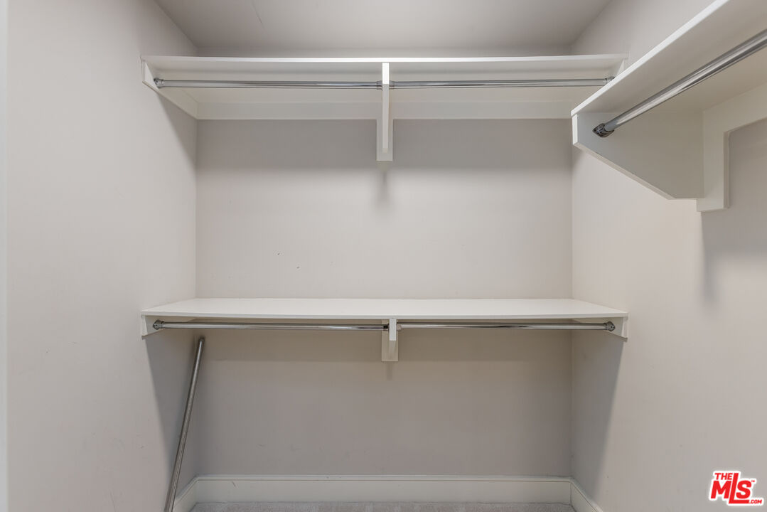 6030 Seabluff Dr Unit: 315