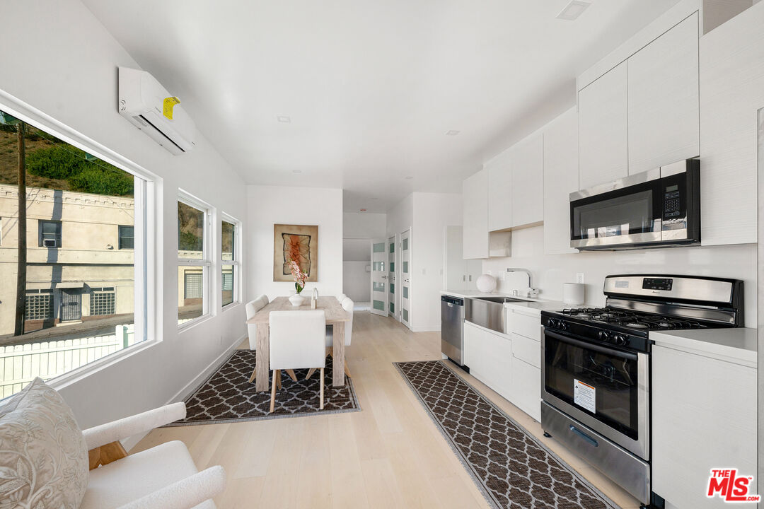 117 W Channel Rd Unit: 119