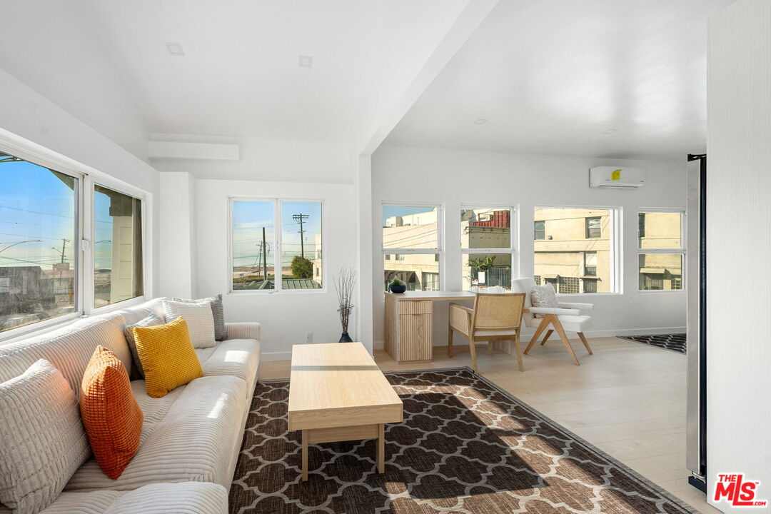 117 W Channel Rd Unit: 119