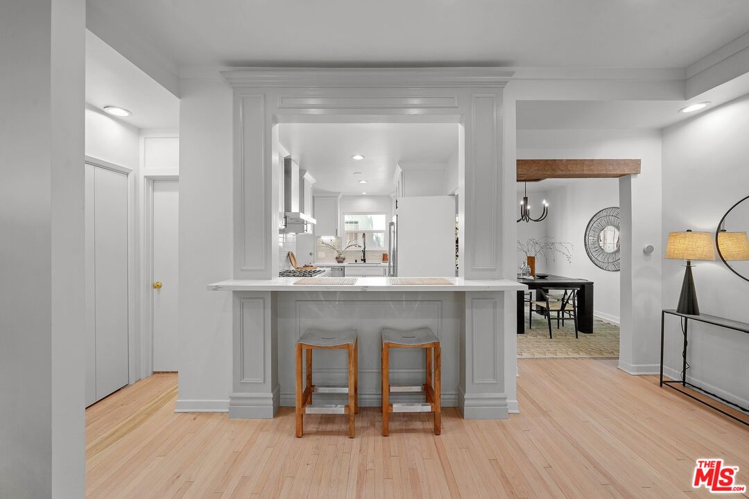 9677 Charleville Blvd