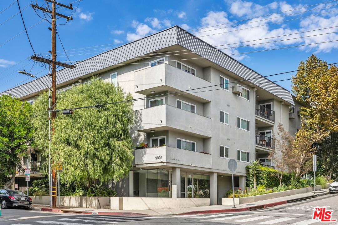 9005 Cynthia St Unit: 217