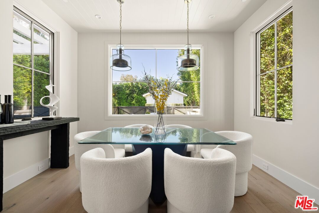 15125 Valley Vista Blvd