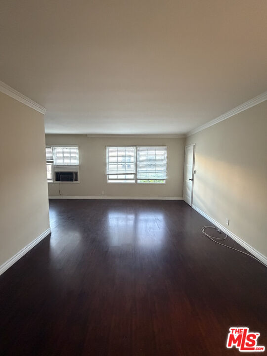 1242 Smithwood Dr Unit: 4