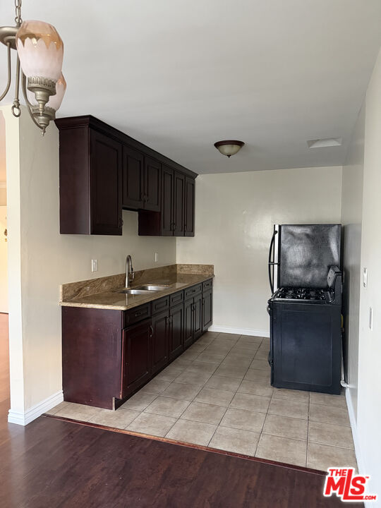 1242 Smithwood Dr Unit: 4