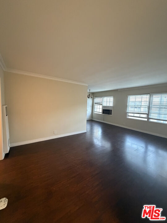 1242 Smithwood Dr Unit: 4