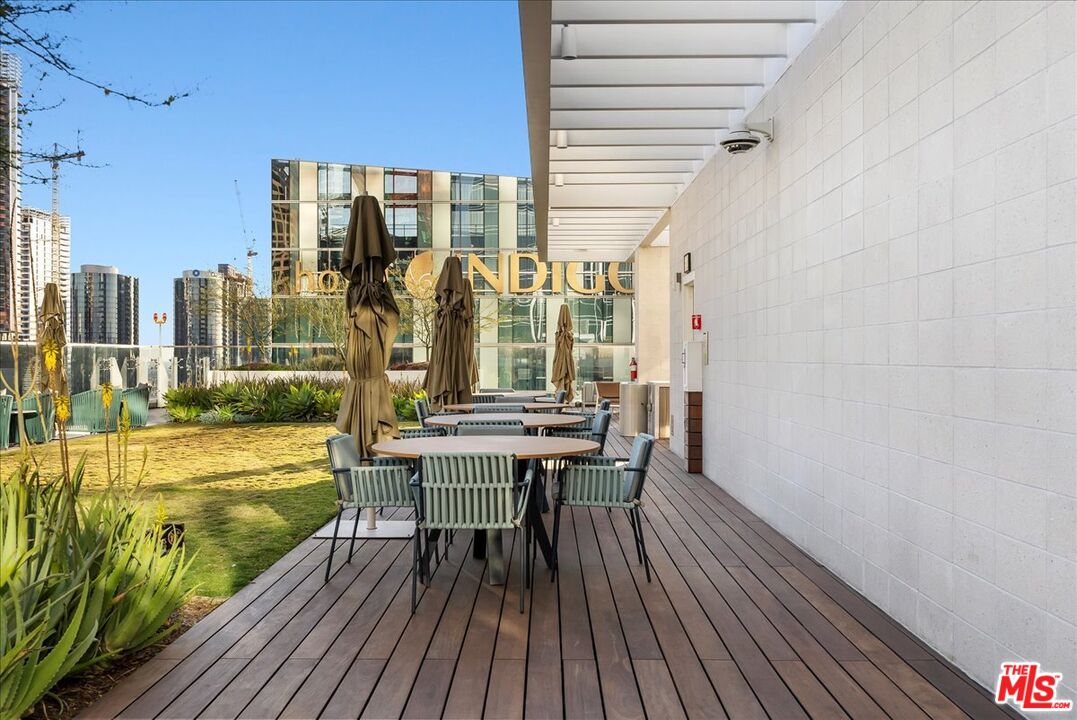 877 Francisco St Unit: 4209