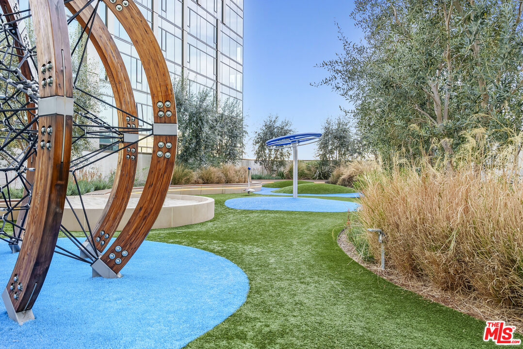 877 Francisco St Unit: 4209