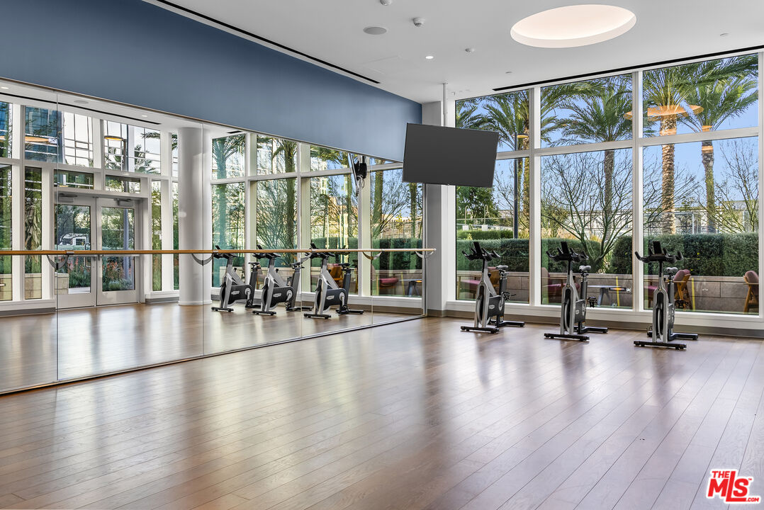 877 Francisco St Unit: 4209