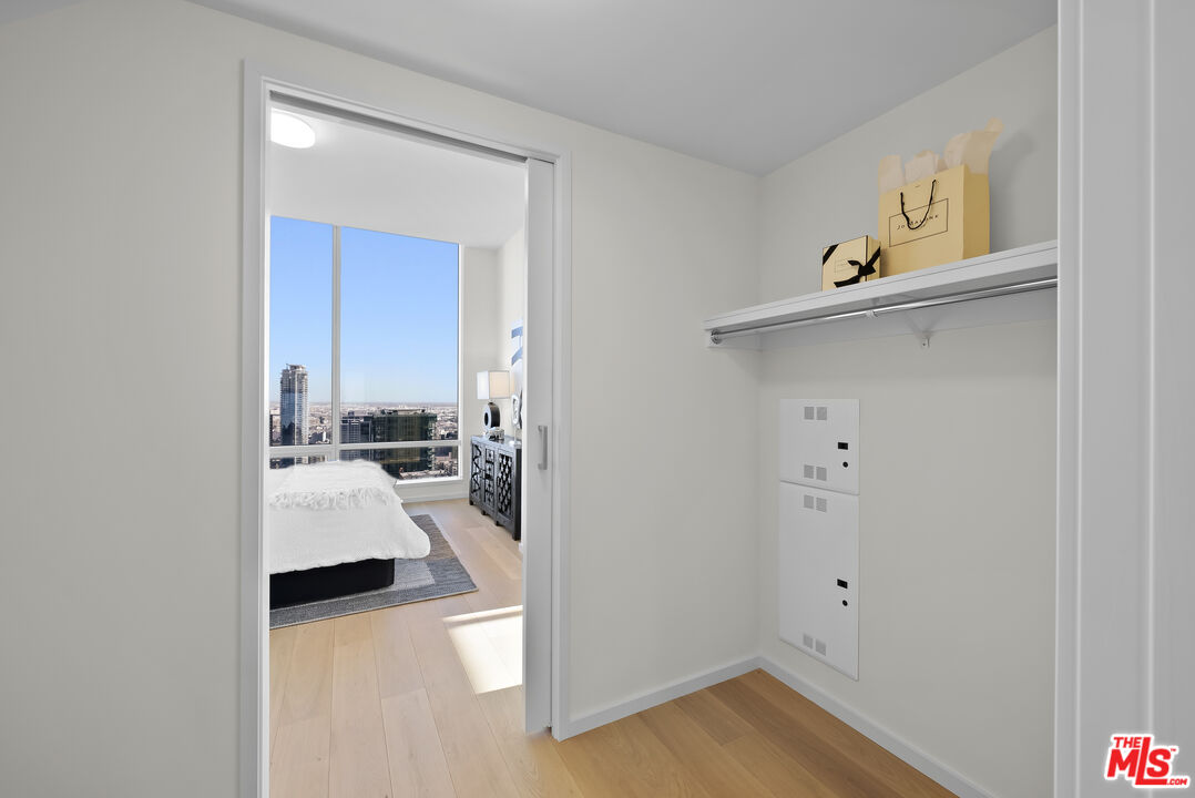 877 Francisco St Unit: 4209